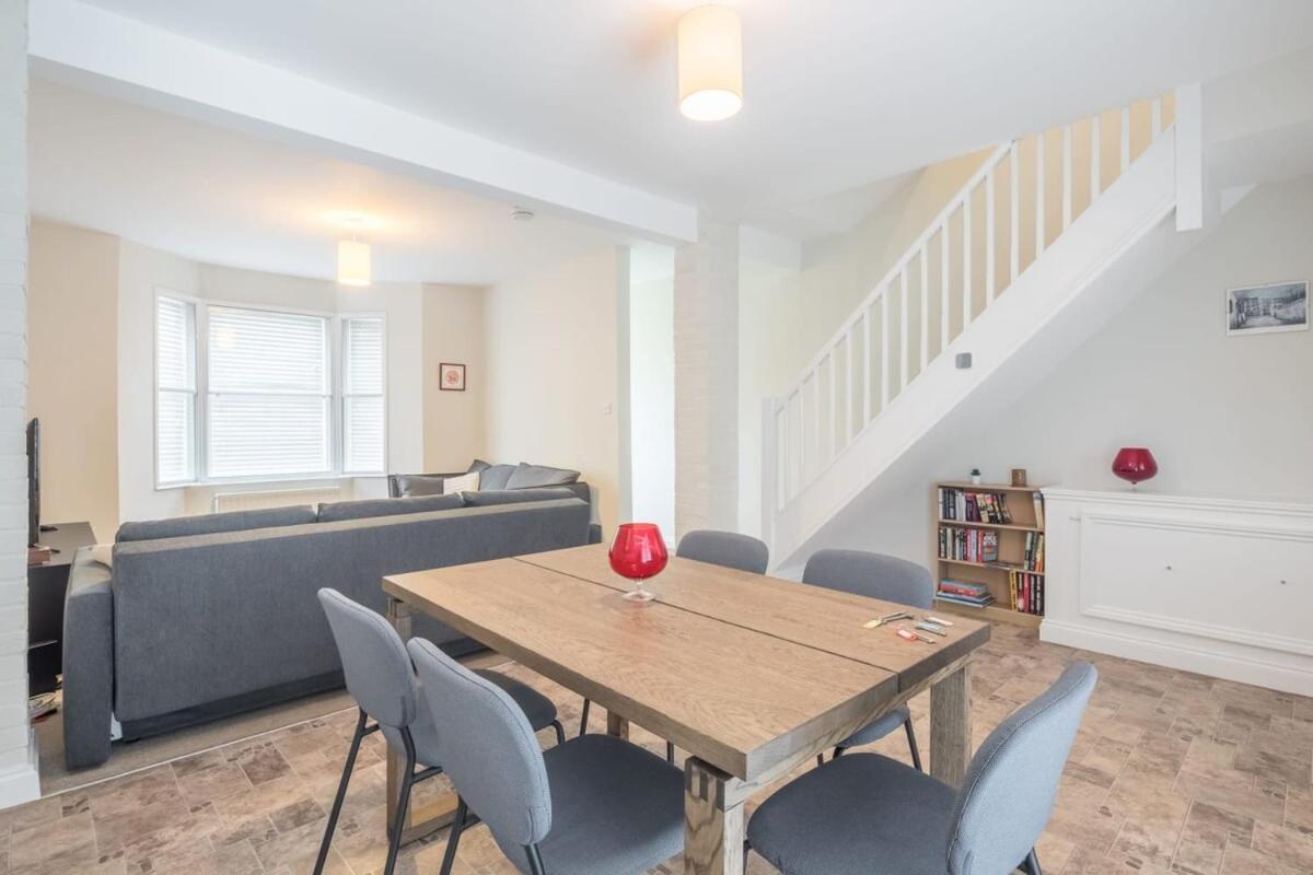 Superb Central 2 Bed Home Cambridge  Bagian luar foto
